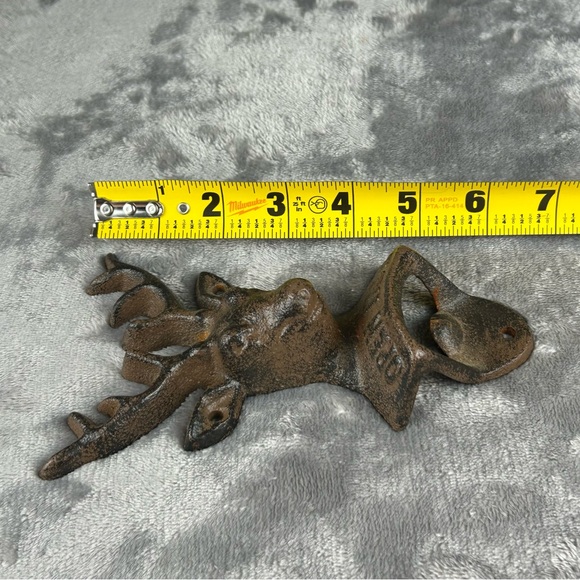 Cast Iron Deer Bottle Opener Gift For Deer Hunters Man Cave Beer Enthusiast Gift - Picture 5 of 7